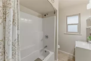 4730 E Richert, Fresno, CA 93726 - Photo 12