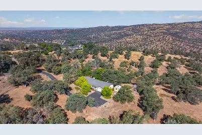 41393 Roaring River Way, Coarsegold, CA 93614 - Photo 6