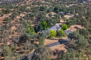 41393 Roaring River Way, Coarsegold, CA 93614 - Photo 4