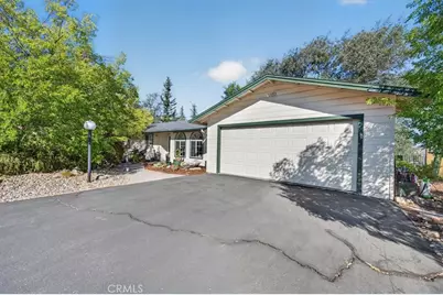 41393 Roaring River Way, Coarsegold, CA 93614 - Photo 10