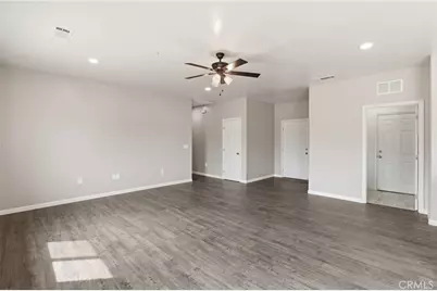 3447 E Douglas Avenue, Visalia, CA 93292 - Photo 14