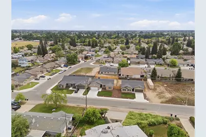 3447 E Douglas Avenue, Visalia, CA 93292 - Photo 42