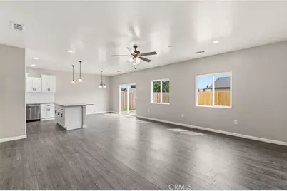 3447 E Douglas Avenue, Visalia, CA 93292 - Photo 16
