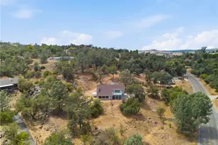 30880 Yosemite Springs, Coarsegold, CA 93614 - Photo 42