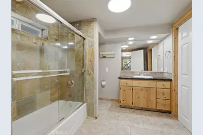 39570 Saunders, Bass Lake, CA 93604 - Photo 38