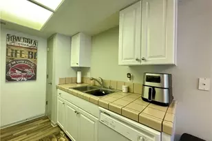 40501 Rd 222, Bass Lake, CA 93604 - Photo 10