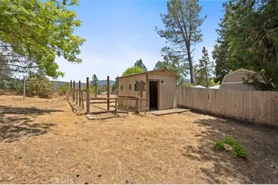 39749 Pine Ridge Road, Oakhurst, CA 93644 - Photo 40