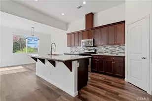 1361 Hoover Way, Hanford, CA 93230 - Photo 16