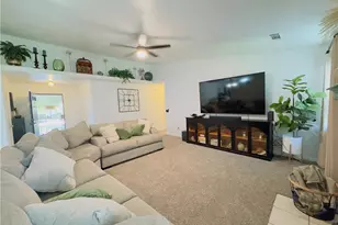 1009 S Elverta St, Visalia, CA 93292 - Photo 22