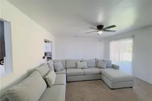 1009 S Elverta St, Visalia, CA 93292 - Photo 16