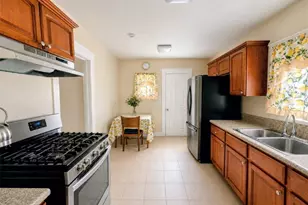 909 W Denni St, Los Angeles, CA 90744 - Photo 8