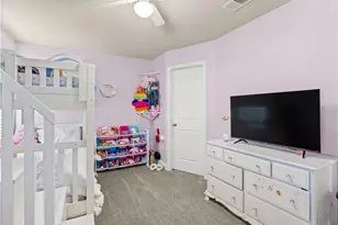 391 Rosewood, Sanger, CA 93657 - Photo 18