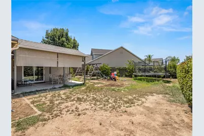 391 Rosewood, Sanger, CA 93657 - Photo 30