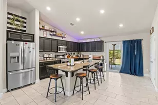 391 Rosewood, Sanger, CA 93657 - Photo 10