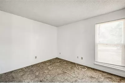 4885 E Atchison Ave, Fresno, CA 93725 - Photo 20