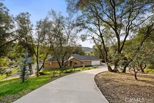 38614 Bon Veu, Oakhurst, CA 93644 - Photo 2