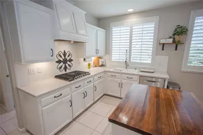 2675 E Rockingham Court, Fresno, CA 93720 - Photo 18