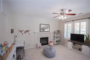 2675 E Rockingham Ct, Fresno, CA 93720 - Photo 26