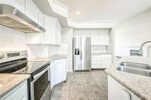 2231 E Pryor Dr, Fresno, CA 93720 - Photo 14