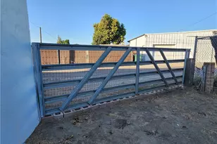417 N O St, Madera, CA 93637 - Photo 22