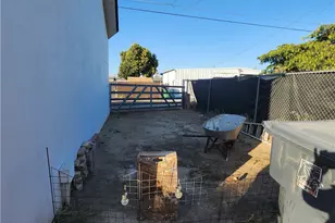 417 N O St, Madera, CA 93637 - Photo 20