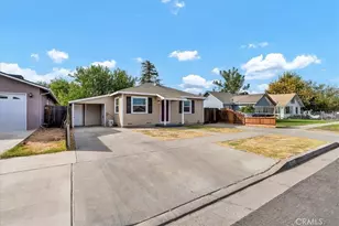 1015 Hall Ave, Corcoran, CA 93212 - Photo 2