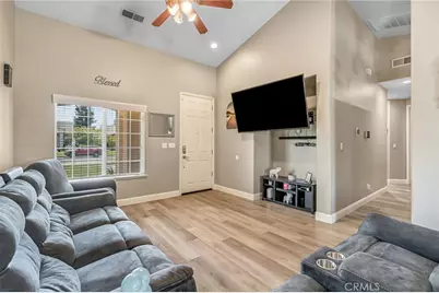 6336 W Wrenwood, Fresno, CA 93723 - Photo 8