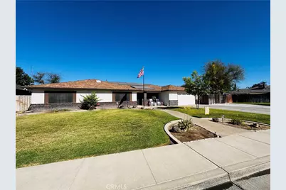 2560 Chestnut, Hanford, CA 93230 - Photo 2