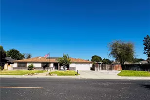 2560 Chestnut, Hanford, CA 93230 - Photo 2