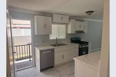 8801 Eton Avenue #86, Canoga Park, CA 91304 - Photo 10