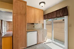 1917 W Flora St, Santa Ana, CA 92704 - Photo 14