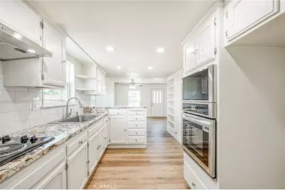 1651 5th Street, Clovis, CA 93611 - Photo 14