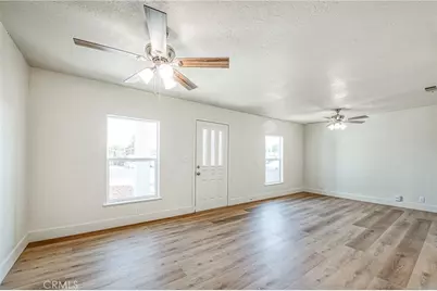 1651 5th Street, Clovis, CA 93611 - Photo 6