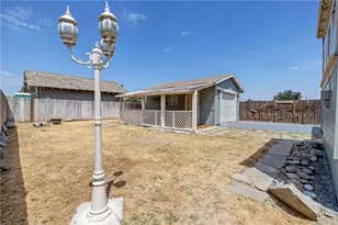 112 Irwin Ct, Hanford, CA 93230 - Photo 38