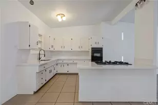 2214 S Locust, Visalia, CA 93277 - Photo 14