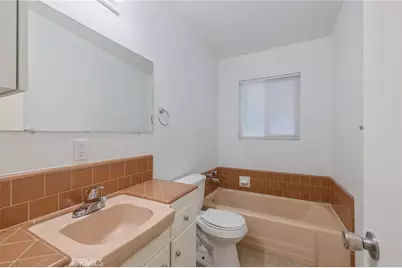 2214 S Locust, Visalia, CA 93277 - Photo 24