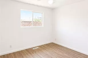 2337 W Shields, Fresno, CA 93705 - Photo 20