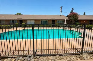 3749 N Fruit, Fresno, CA 93705 - Photo 26