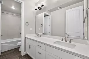 11315 N Via San Toma Dr, Fresno, CA 93730 - Photo 34