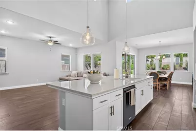 11315 N Via San Toma Drive, Fresno, CA 93730 - Photo 16