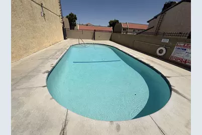 38710 10th Street #12, Palmdale, CA 93550 - Photo 6
