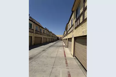38710 10th Street #12, Palmdale, CA 93550 - Photo 6