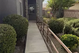 43963 Glenraven Rd, Lancaster, CA 93535 - Photo 8