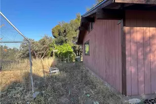 45990 Hawk Ln, Coarsegold, CA 93614 - Photo 16