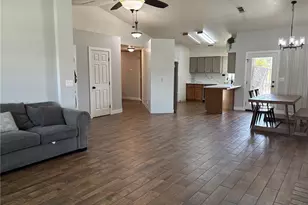 169 Devon Dr, Lemoore, CA 93245 - Photo 2