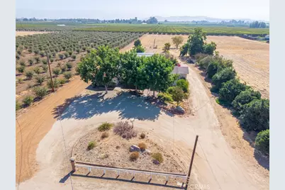 9728 S Zumwalt, Reedley, CA 93654 - Photo 44