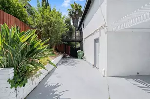 3448 Ardsley Pl, Encino, CA 91436 - Photo 6