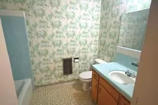 228 Yale, Coalinga, CA 93210 - Photo 10