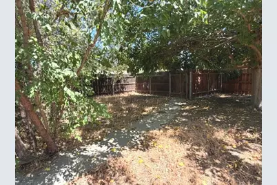 228 Yale, Coalinga, CA 93210 - Photo 14