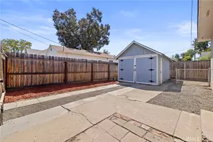 1229 N Redington, Hanford, CA 93230 - Photo 32